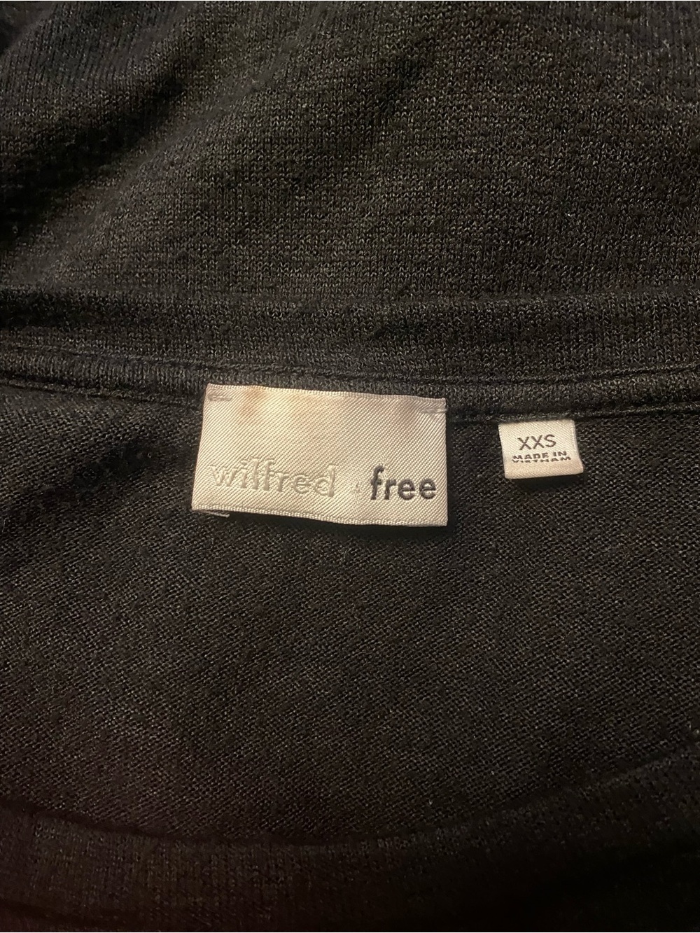 Aritzia Wilfred Free Black Long Sleeved Twist-Front Sweater XXS - Picture 7 of 7